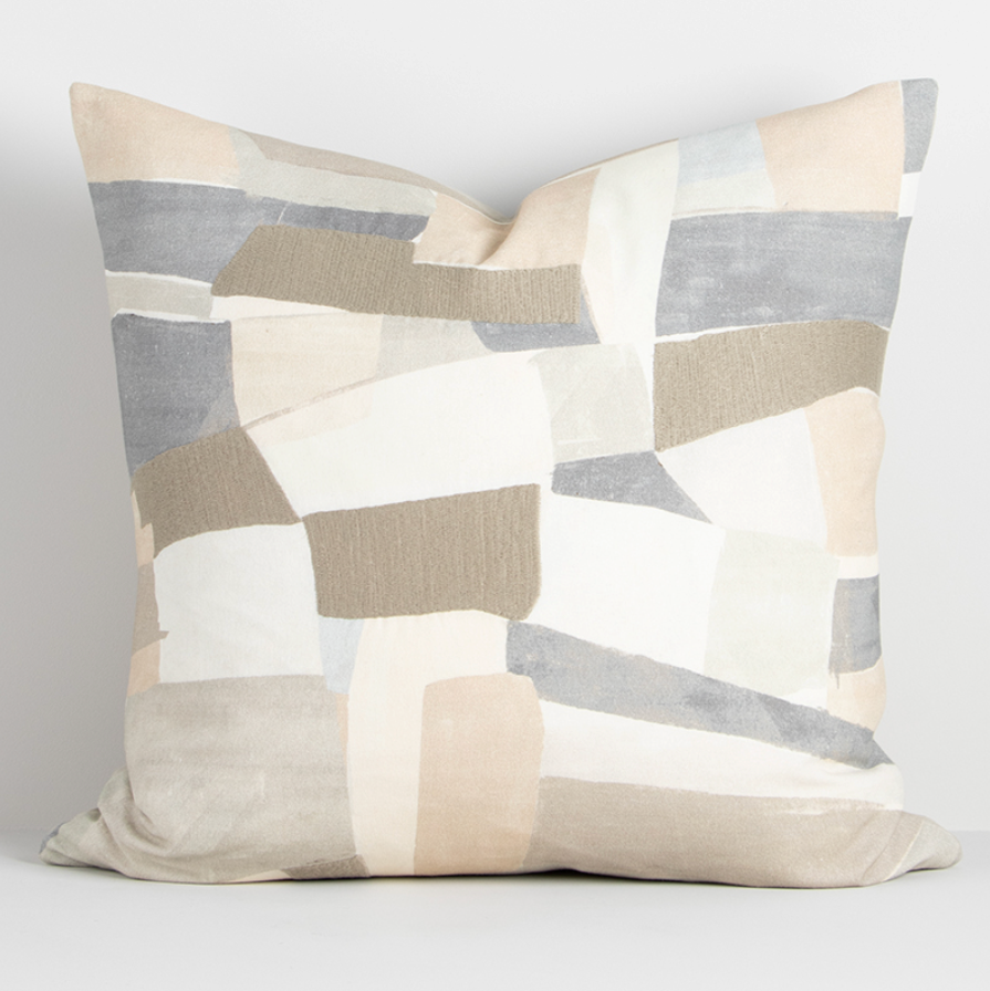 Lucio Cushion