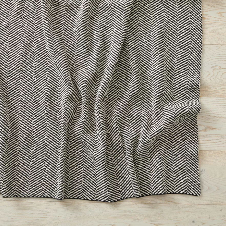Solano Throw
