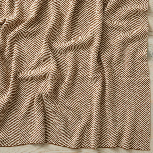Solano Amber Throw in 100% cotton with boucle reverse