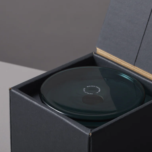 Waxed Perfume Tui and Kahili XL