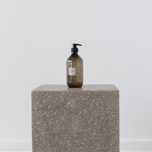 Aromatic hand wash with aloe, horopito, and grapefruit seed