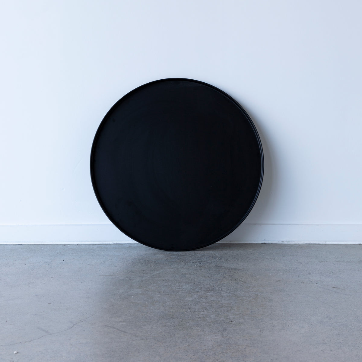 Studio Round Otta Tray 60cm – BLACK Concept Store