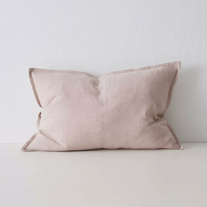 Shop the Como cushion – premium European linen, stonewashed for soft texture, with French seam detailing. Available in 50x50cm, 60x60cm, and 40x60cm lumbar sizes.