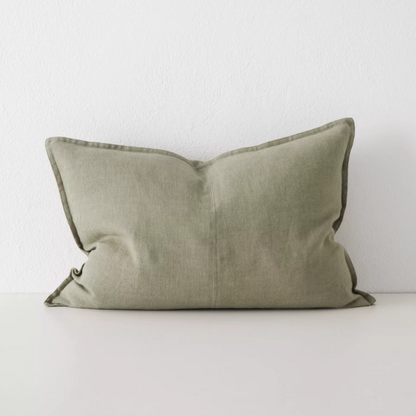 Shop the Como cushion – premium European linen, stonewashed for soft texture, with French seam detailing. Available in 50x50cm, 60x60cm, and 40x60cm lumbar sizes.