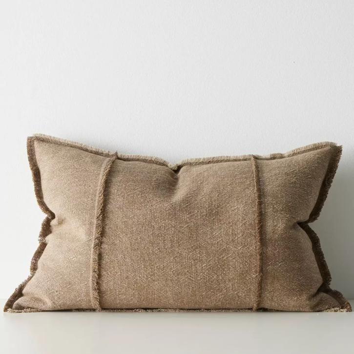 Shop the Adela cushion in 50x50cm or 40x60cm – a linen-cotton blend with textured weave and raw fringe detailing, perfect for layered contemporary styling.