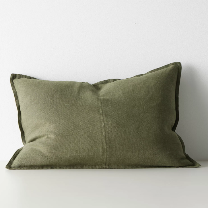 Shop the Como cushion – premium European linen, stonewashed for soft texture, with French seam detailing. Available in 50x50cm, 60x60cm, and 40x60cm lumbar sizes.