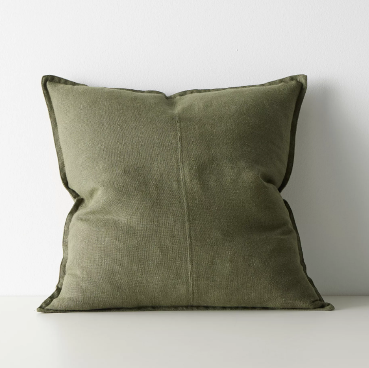 Shop the Como cushion – premium European linen, stonewashed for soft texture, with French seam detailing. Available in 50x50cm, 60x60cm, and 40x60cm lumbar sizes.