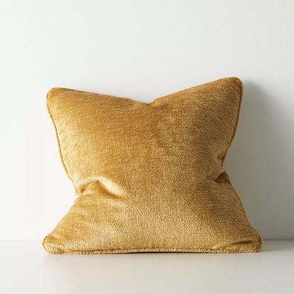 Shop the Tempo 50x50cm cushion – a chunky chenille design with piped edge, providing softness, texture, and understated contemporary elegance.