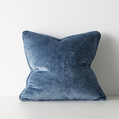 Shop the Tempo 50x50cm cushion – a chunky chenille design with piped edge, providing softness, texture, and understated contemporary elegance.