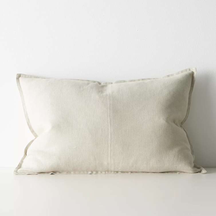 Shop the Como cushion – premium European linen, stonewashed for soft texture, with French seam detailing. Available in 50x50cm, 60x60cm, and 40x60cm lumbar sizes.