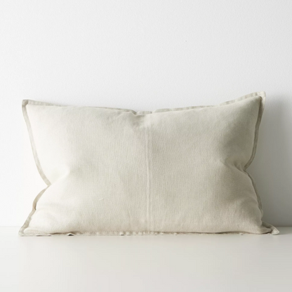 Shop the Como cushion – premium European linen, stonewashed for soft texture, with French seam detailing. Available in 50x50cm, 60x60cm, and 40x60cm lumbar sizes.