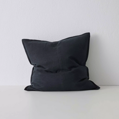 Shop the Como cushion – premium European linen, stonewashed for soft texture, with French seam detailing. Available in 50x50cm, 60x60cm, and 40x60cm lumbar sizes.
