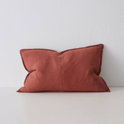 Shop the Como cushion – premium European linen, stonewashed for soft texture, with French seam detailing. Available in 50x50cm, 60x60cm, and 40x60cm lumbar sizes.