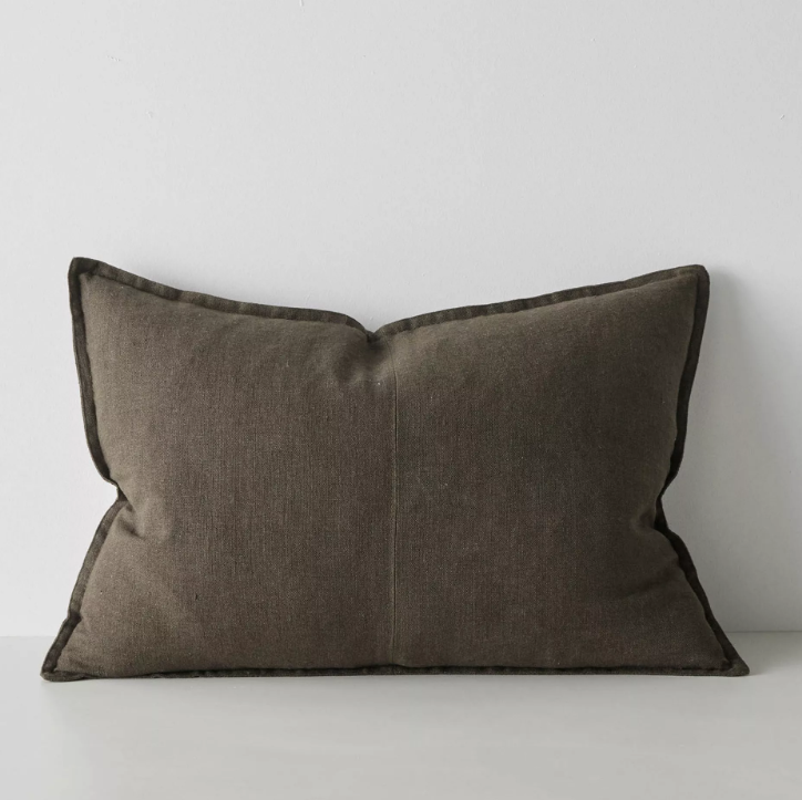 Shop the Como cushion – premium European linen, stonewashed for soft texture, with French seam detailing. Available in 50x50cm, 60x60cm, and 40x60cm lumbar sizes.