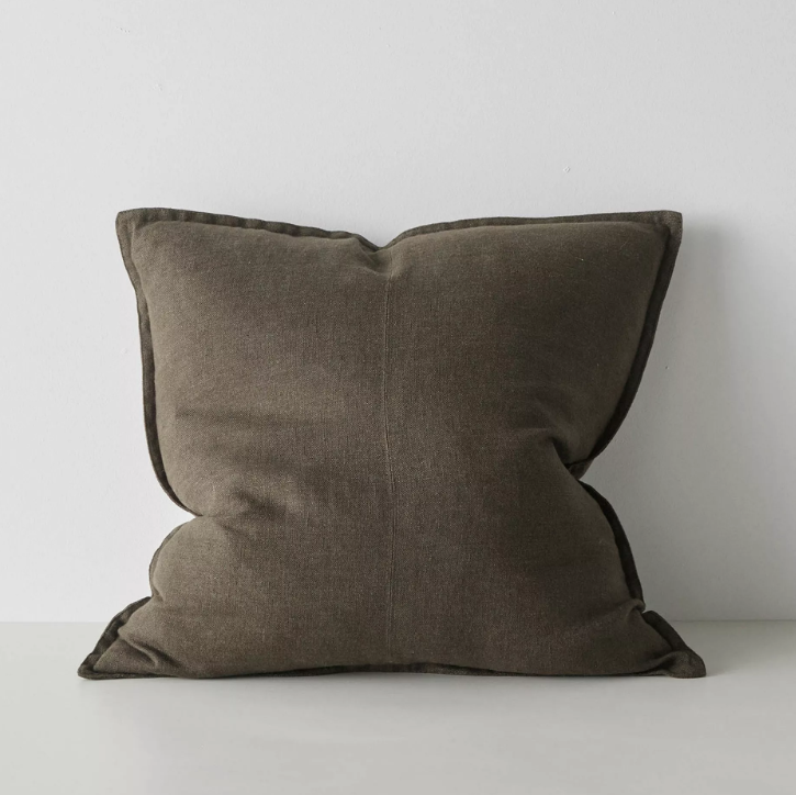 Shop the Como cushion – premium European linen, stonewashed for soft texture, with French seam detailing. Available in 50x50cm, 60x60cm, and 40x60cm lumbar sizes.