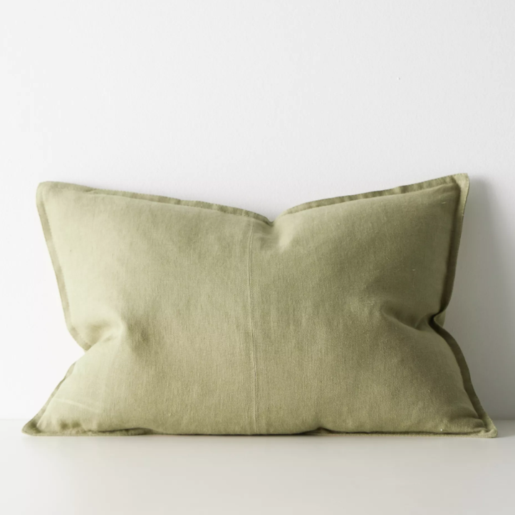 Shop the Como cushion – premium European linen, stonewashed for soft texture, with French seam detailing. Available in 50x50cm, 60x60cm, and 40x60cm lumbar sizes.